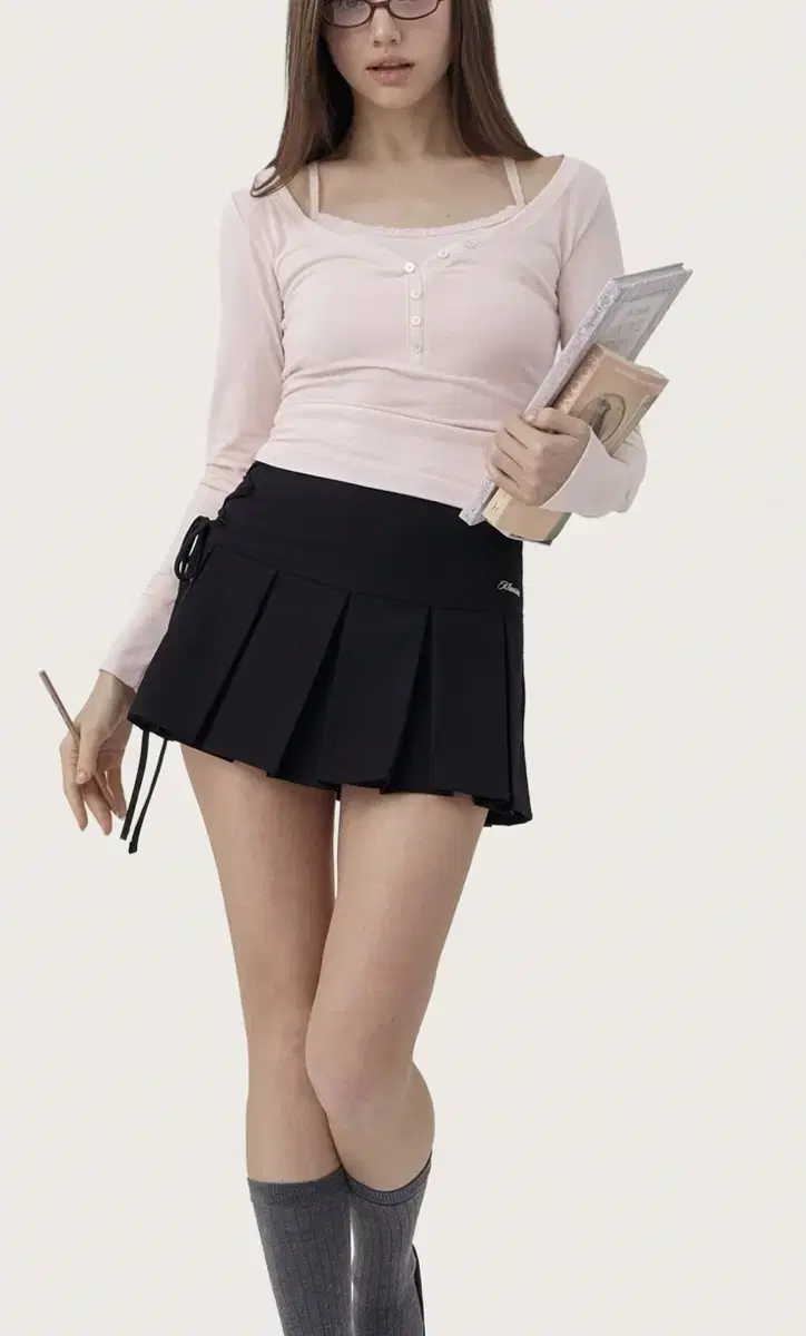 Glacier Milkshake lace button top new product on Bunjang